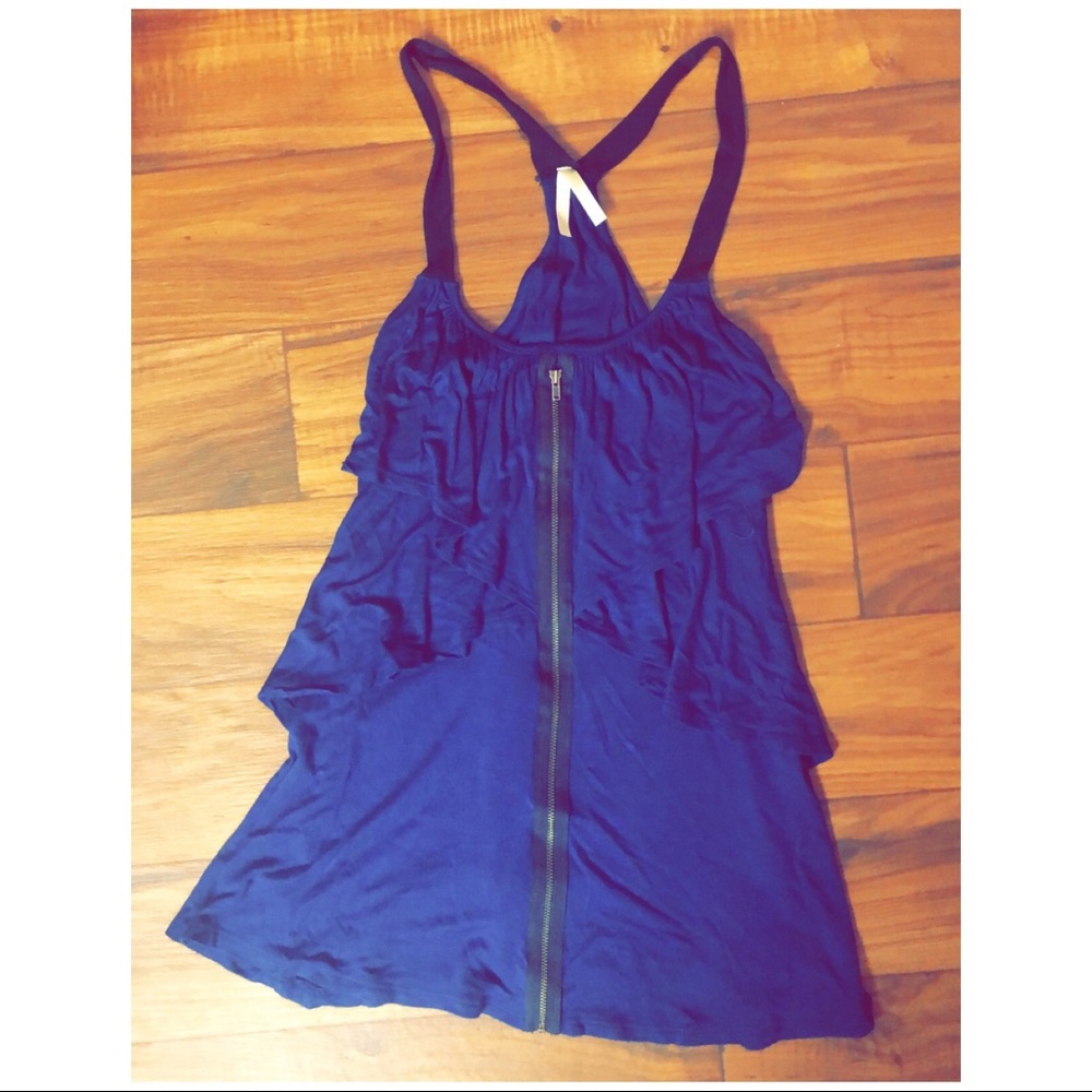 Zip Front Ruffle Top, size M